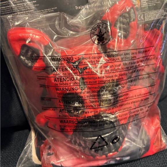 Nightmare Foxy costume NEW - Picture 3 of 5